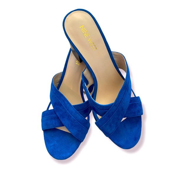 Nine West suede heels 🌱. Size 7.5 . Royal blue . - Picture 1 of 6